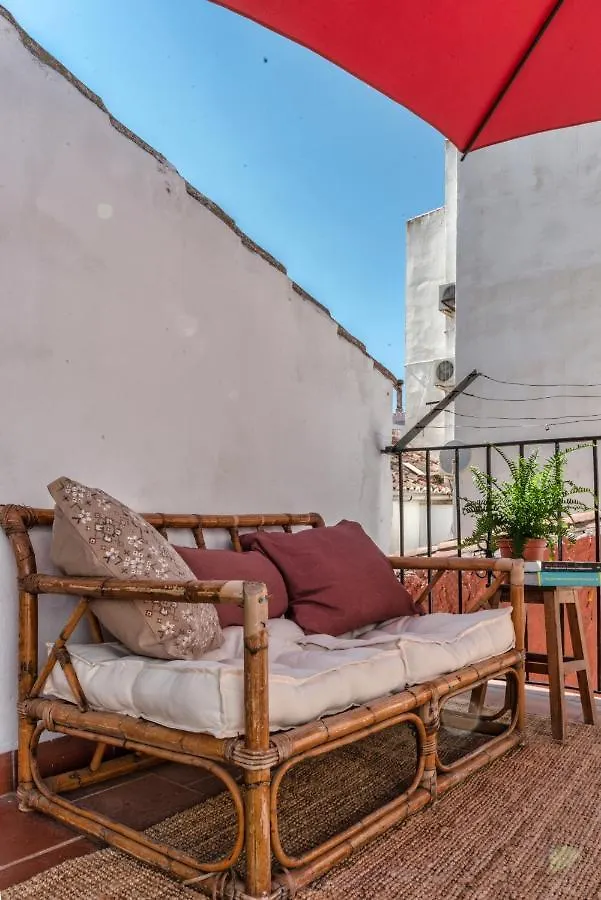 Encanto Guesthouse Canillas de Aceituno 住宿加早餐酒店