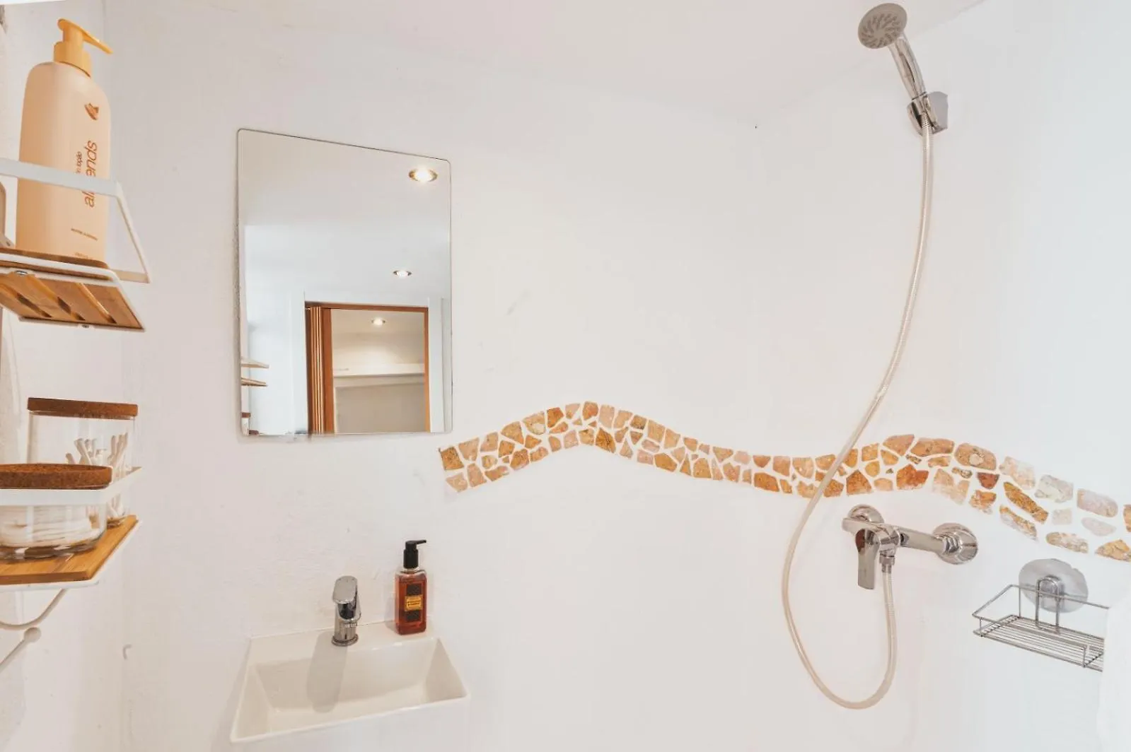 Encanto Guesthouse Canillas de Aceituno